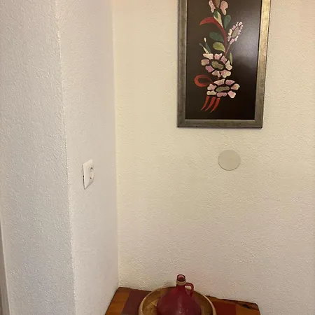 Elgi מלון דירות